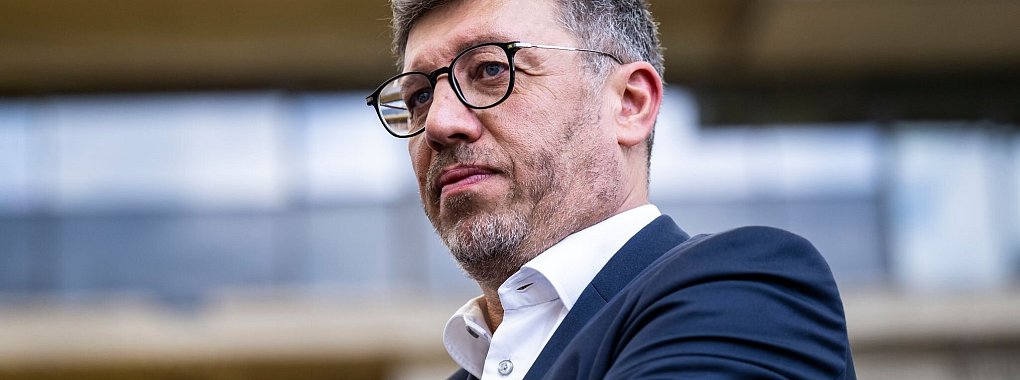 Claus Vogt wehrt sich gemeinsam mit dem Vereinsbeirat gegen seine Abwahl. - © Tom Weller/dpa