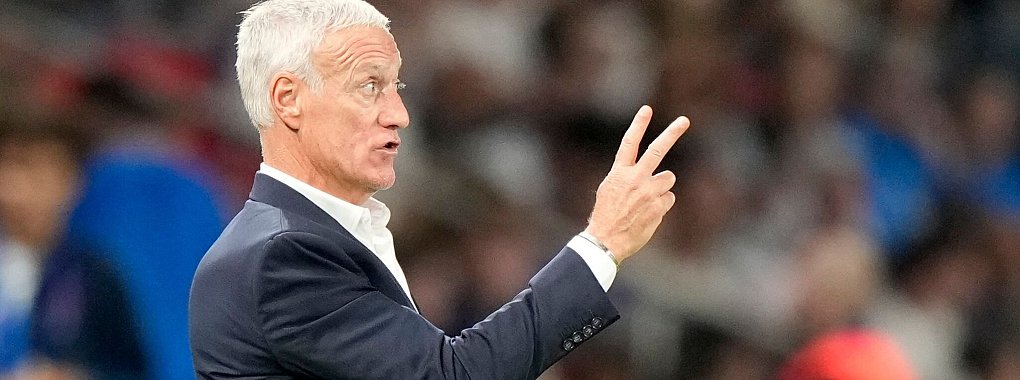 Laut übereinstimmenden Medienberichten hört Didier Deschamps nach der WM 2026 als französischer Nationalcoach auf. - © Michel Euler/AP/dpa