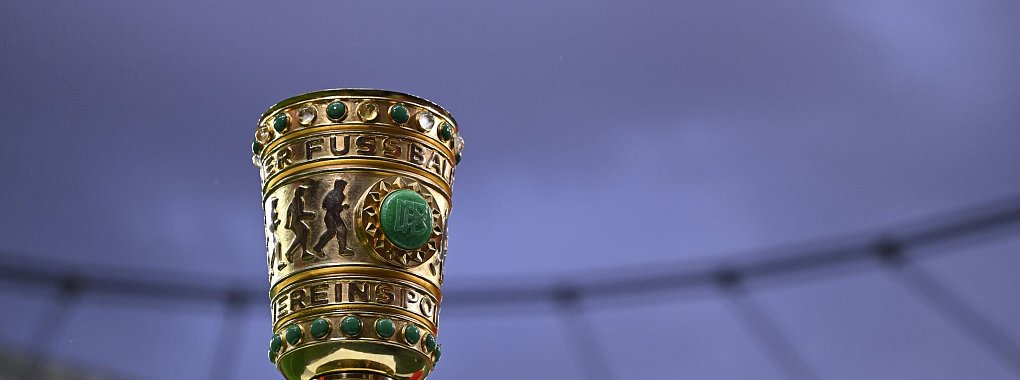 Von Freitag bis Montag werden 30 der 32 Spiele der ersten Pokalrunde ausgetragen. - &copy; Marius Becker/dpa