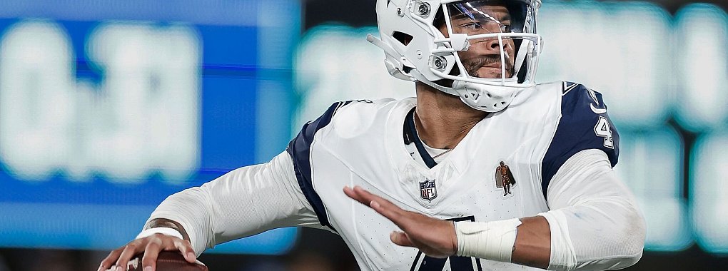 Dak Prescott warf gegen New York zwei Touchdown-Pässe. - © Adam Hunger/AP/dpa