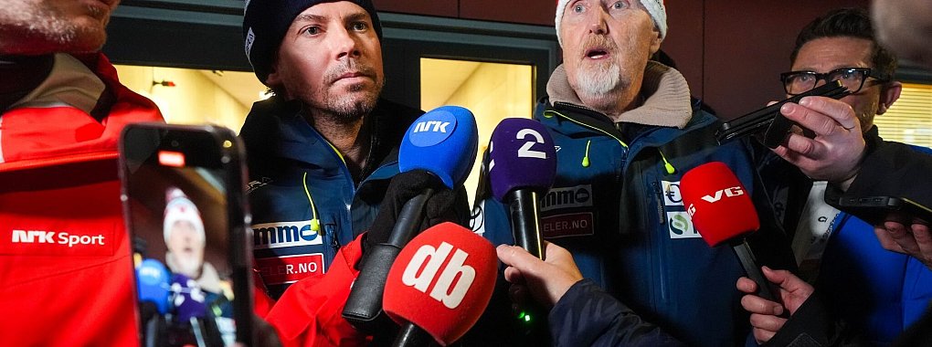 Sprechen in Trondheim: Trainer Brevig und Sportdirektor Aalbu. - © Terje Pedersen/NTB/dpa