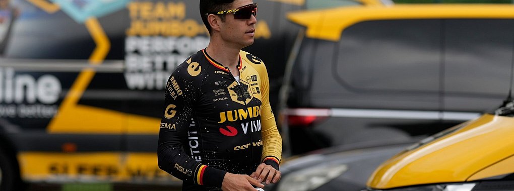 Wout Van Aert ist nach einem Massensturz operiert worden. - &copy; Thibault Camus/AP/dpa