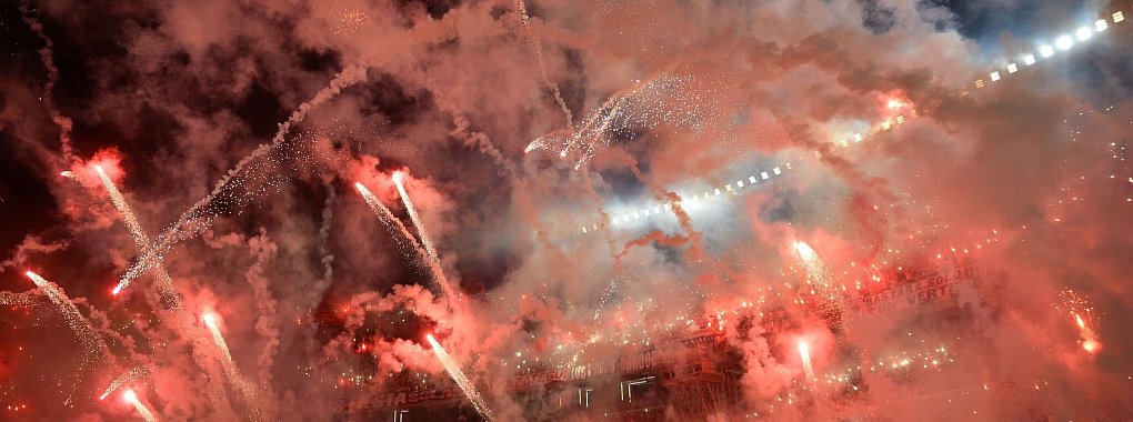 Für den Regelverstoß bei der Partie gegen Atlético Mineiro werden 100.000 Dollar fällig. - © Gustavo Garello/AP/dpa
