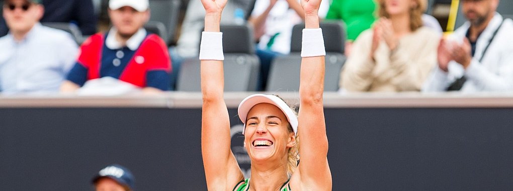 - &copy; Daniel Bockwoldt/dpa