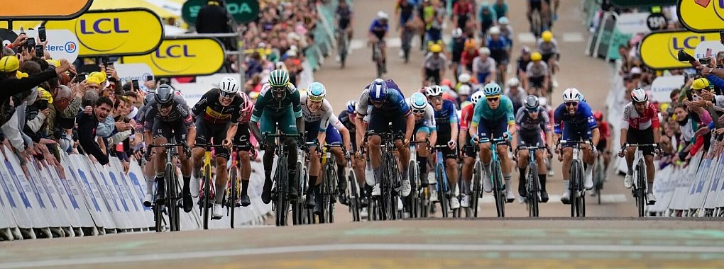 W&auml;hrend die aktuelle Frankreich-Tour vor schlimmen Vorf&auml;llen verschont blieb, ersch&uuml;tterte der Tod von Andre Drege w&auml;hrend der &Ouml;sterreich-Rundfahrt die Radsportwelt. - &copy; Jerome Delay/AP/dpa