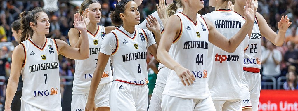 Deutschlands Basketballerinnen sind im Olympia-Sommer bislang ungeschlagen. - © Andreas Gora/dpa