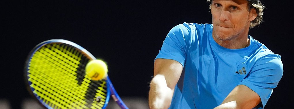Forláns erster Auftritt als Tennis-Profi. - © Matilde Campodonico/AP