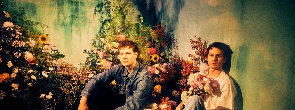 Isom Innis (links) und Mark Foster sind die Band «Foster the People». - © ---/WMG/dpa