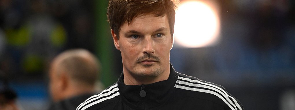 Durfte mit dem Auftritt seiner Mannschaft gegen Fortuna Düsseldorf zufrieden sein: HSV-Trainer Merlin Polzin - © Gregor Fischer/dpa