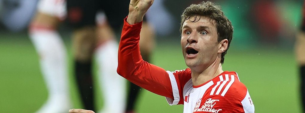 Bayern-Routinier Thomas Müller fand deutliche Worte. - © Rolf Vennenbernd/dpa