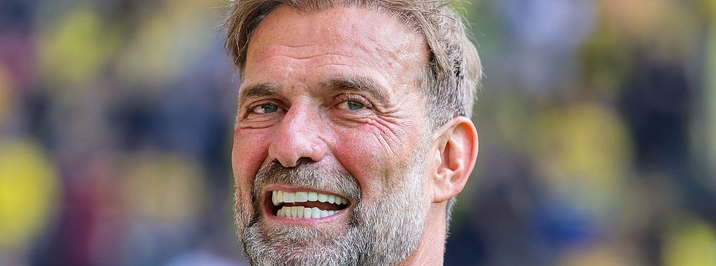 Trainerlegende Jürgen Klopp hat seinen Wechsel zum Red-Bull-Konzern verteidigt und damit auf die Kritik in den vergangenen Wochen reagiert. - © Christoph Reichwein/dpa