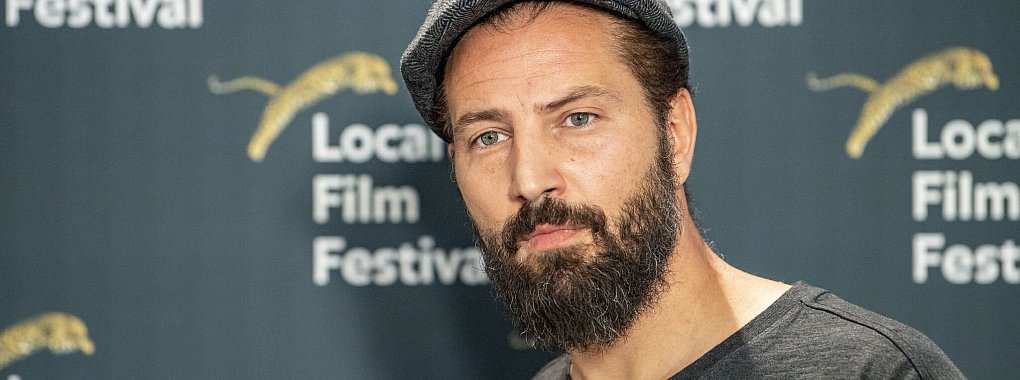 Der Schauspieler Murathan Muslu lebt nach eigenen Worten seit fast einem Jahr mit der Diagnose Diabetes. (Archivbild) - © Urs Flueeler/KEYSTONE/dpa