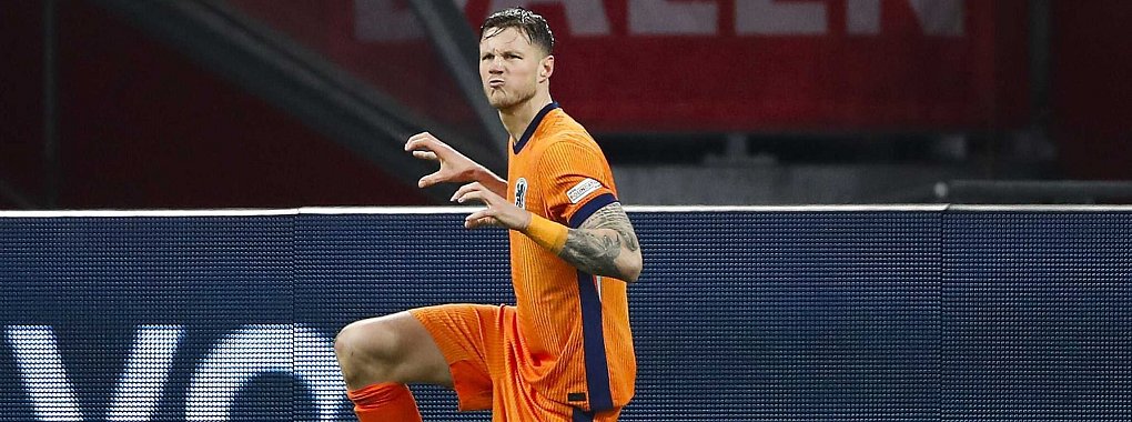 Hat etwas zu ausgelassen gejubelt: Wout Weghorst. - © Bart Stoutjesdijk/ANP/dpa