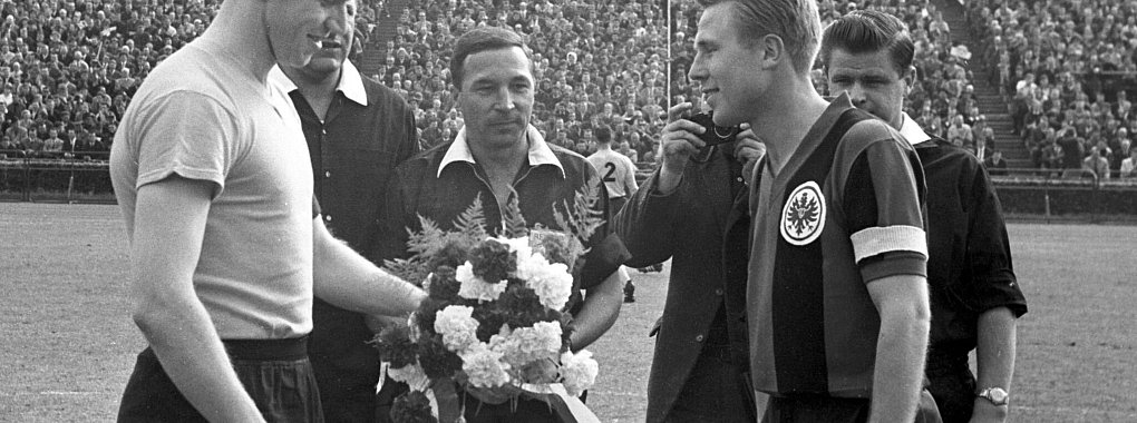 Der fr&uuml;here Frankfurter Meisterspieler Dieter Lindner ist tot. - &copy; picture alliance / dpa