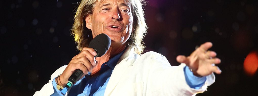 &laquo;Jeder Tag ist ein Tag zum Feiern&raquo;, sagt der einstige Skirennfahrer Hansi Hinterseer. - &copy; Bodo Schackow/dpa