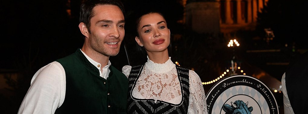 Bei Instagram veröffentlichte das Paar Bilder, die Jackson mit gewölbtem Bauch zeigen - hier ein Archivbild vom Oktoberfestbesuch vor ein paar Wochen. - © Felix Hörhager/dpa