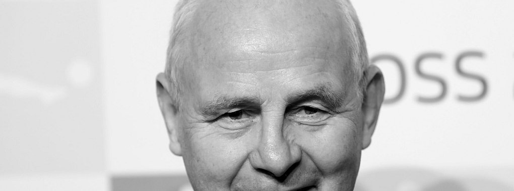 Eintracht-Legende Bernd H&ouml;lzenbein beim DFL-Neujahrsempfang im Jahr 2018. - &copy; Arne Dedert/dpa