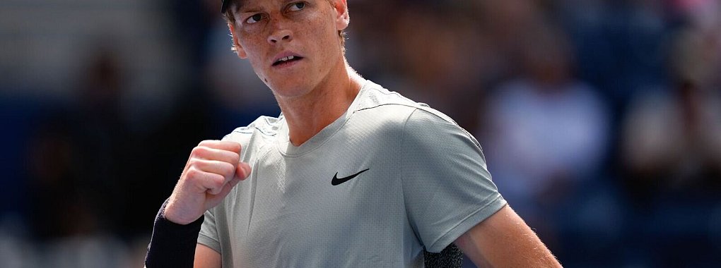 Jannik Sinner erreicht locker das Achtelfinale bei den US Open. - &copy; Julia Nikhinson/AP/dpa