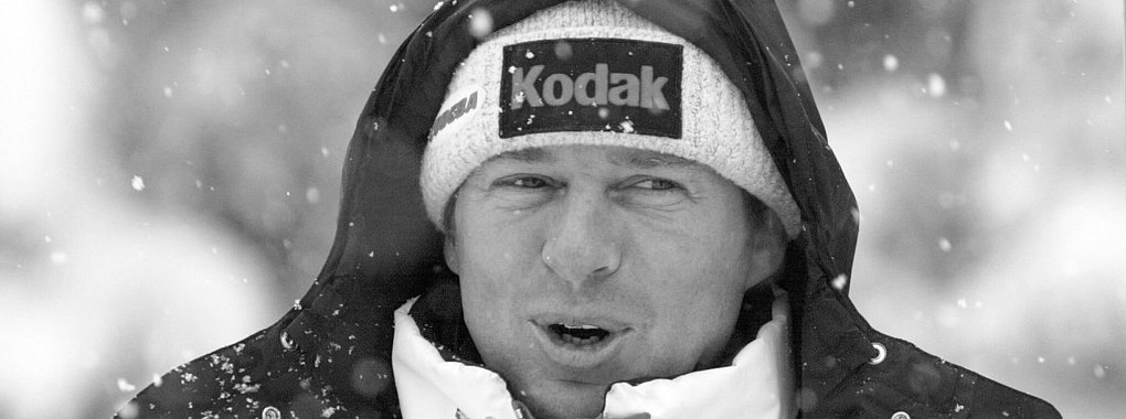 Der frühere Skisprungtrainer Wolfgang Steiert ist im Alter von 61 Jahren gestorben. - © Matthias Schrader/dpa