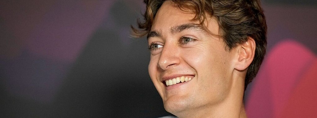 George Russell ist der Vorsitzende der Fahrergewerkschaft der Formel 1. - © Darko Bandic/AP/dpa