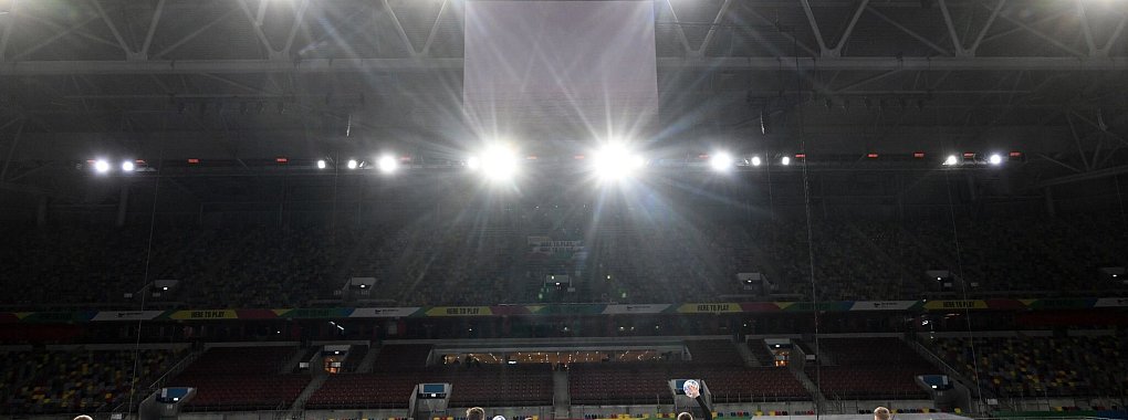 Die Spieler der deutschen Handball-Nationalmannschaft trainieren in der Merkur-Spiel-Arena. - © Federico Gambarini/dpa