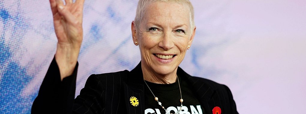 Annie Lennox gilt seit den 80er Jahren als Ikone des Feminismus - © Jordan Strauss/Invision/AP