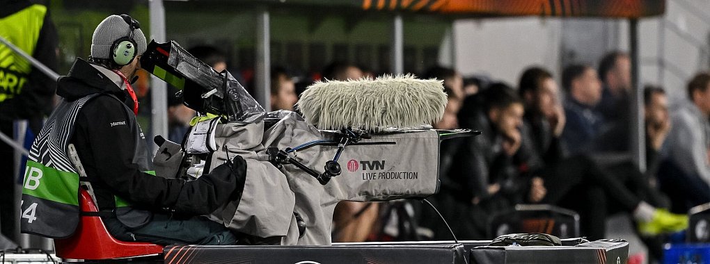 In dieser Woche gibt es zwei Spiele der Europa League im Free-TV. - © Harry Langer/dpa