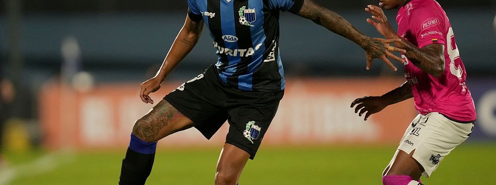 Mit nur 27 Jahren ist Juan Manuel Izquierdo (l) an den Folgen eines Herz-Kreislauf-Stillstands gestorben. - &copy; Matilde Campodonico/AP