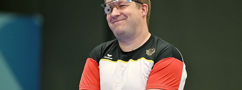 Christian Reitz im Finale mit der Luftpistole, wo er F&uuml;nfter wurde. - &copy; Sina Schuldt/dpa