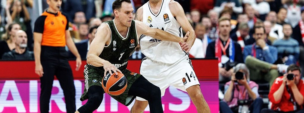 Johannes Voigtmann brachte die Bayern-Basketballer nach der Pause in die Spur. - © Matthias Balk/dpa
