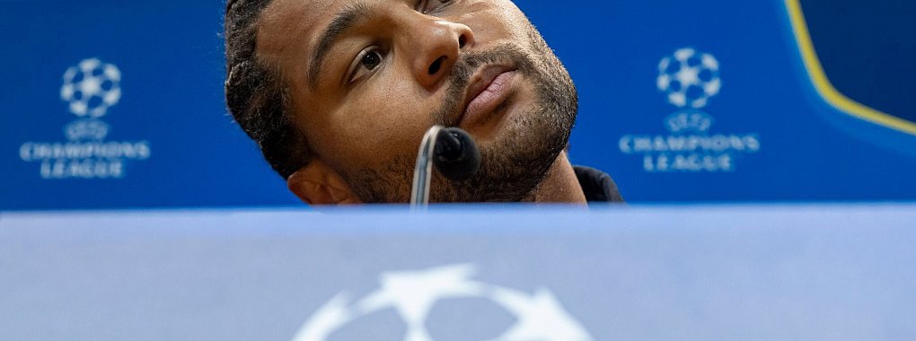 Gnabry freut sich auf Top-Atmosphäre. - © Peter Kneffel/dpa