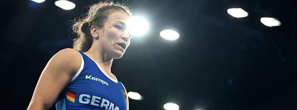 Annika Wendle aus Altenheim in Südbaden ist Deutschlands Ringerin des Jahres. - © Sina Schuldt/dpa