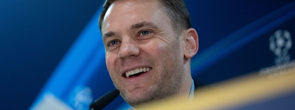 Manuel Neuer spricht über Spieler für Jonas Urbig. - © Sven Hoppe/dpa
