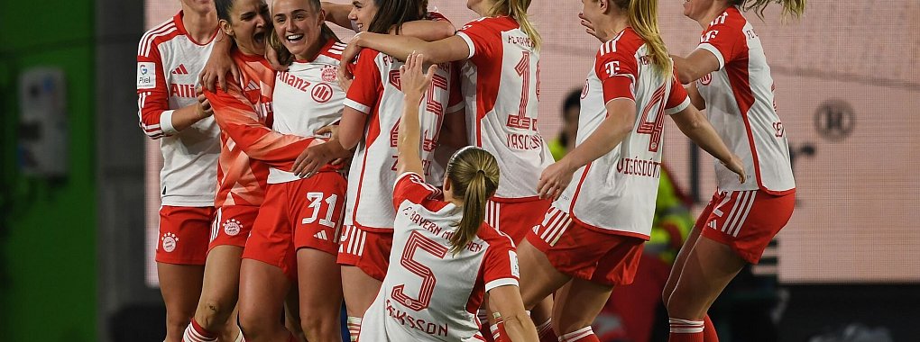 Die Spielerinnen des FC Bayern wurden f&uuml;r ihr soziales Engagement ausgezeichnet. - &copy; Swen Pf&ouml;rtner/dpa/Archivbild