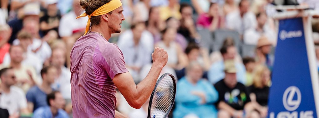 Alexander Zverev musste im Finale in Hamburg k&auml;mpfen. - &copy; Frank Molter/dpa