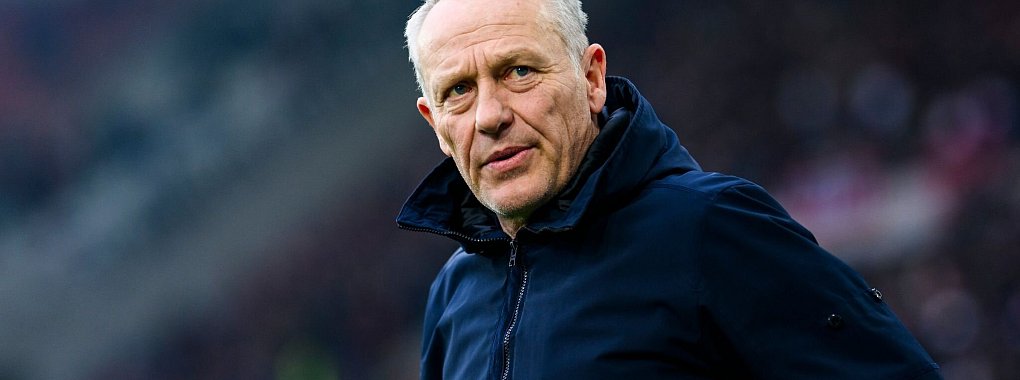 Hatte am Mittwoch in Freiburg an einer Kundgebung gegen rechts teilgenommen: Christian Streich. - © Tom Weller/dpa