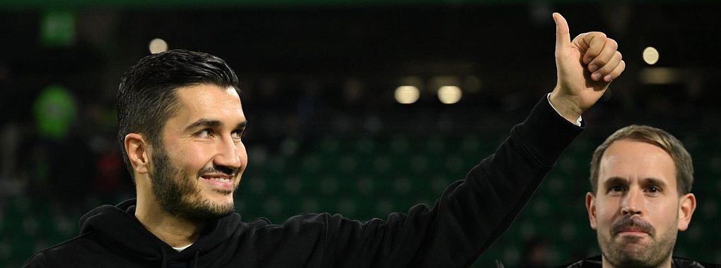 Daumen hoch - die Stimmung bei Trainer Sahin ist trotz der vielen Ausfälle deutlich besser geworden. - © Swen Pförtner/dpa