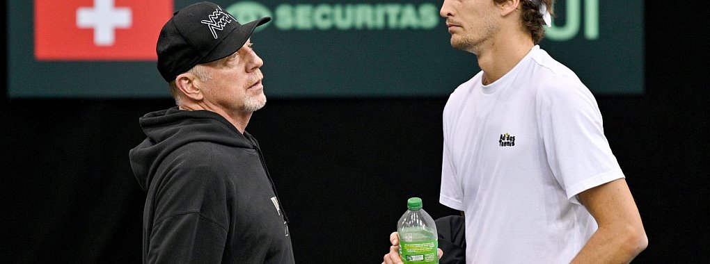 Boris Becker sieht den Druck auf Alexander Zverev steigen. - © Harald Tittel/dpa