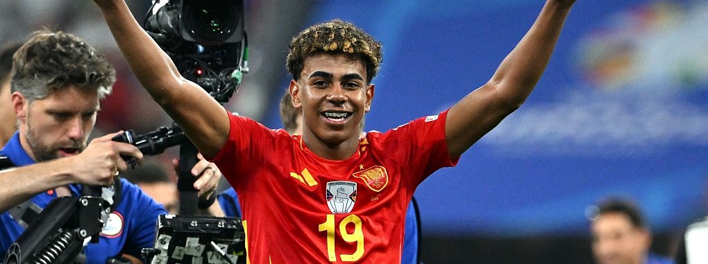 Spaniens Talent Lamine Yamal ist derzeit in aller Munde. - &copy; Peter Kneffel/dpa