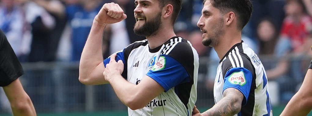 Hamburgs Lukasz Poreba (l) erzielte den Treffer zum 2:1 gegen den 1. FC Kaiserslautern. - &copy; Marcus Brandt/dpa