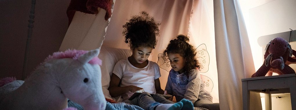 Kommen bei Kindern oft gut an: kleine Höhlen zum Spielen und Verstecken. - © Robijn Page/Westend61/dpa-tmn