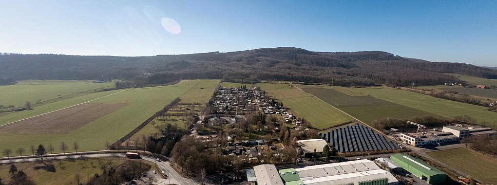 Idyllisch liegt der Campingplatz „Eichwald" im Weserbergland. Doch der Schein trügt. Hier sind mindestens 31 Kinder über Jahre hinweg sexuell missbraucht und gefilmt worden. Im Juni könnte der Prozess beginnen. - © Archivfoto: Torben Gocke