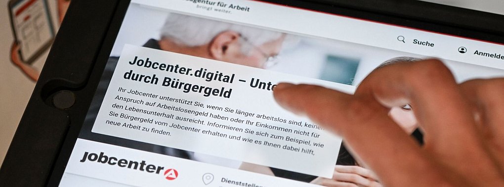 Hier geht\\\'s zum Bürgergeldantrag: Online lässt sich die Unterstützungsleistung bequem beantragen. - © Jens Kalaene/dpa