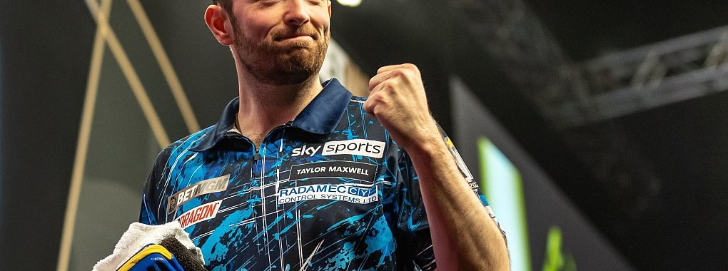 Darts-Weltmeister Humphries auf der gro&szlig;en B&uuml;hne. - &copy; Andreas Gora/dpa