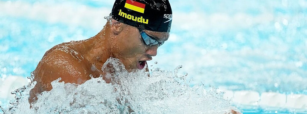 Imoudo holt im Ausschwimmen gegen einen Italiener den Olympia-Finalplatz. - &copy; Michael Kappeler/dpa