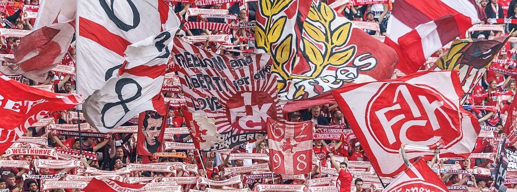 Nach dem gegl&uuml;ckten Klassenerhalt d&uuml;rften die FCK-Fans in Berlin auch abseits des Finales eine gro&szlig;e Party feiern. - &copy; Andreas Gora/dpa