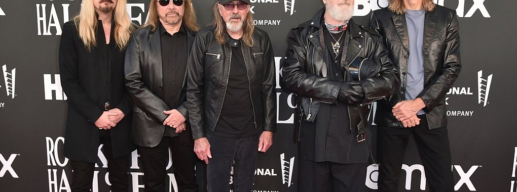 Hat die Spitze der deutschen Album-Charts erobert: die Metal-Band Judas Priest. - &copy; Richard Shotwell/AP/dpa