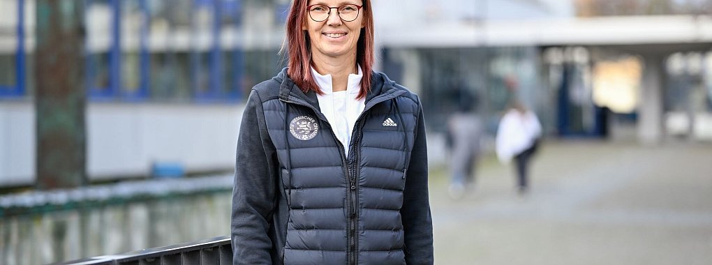Funktionärin Silke Sinning: Dicke Bretter beim DFB - © Uwe Anspach/dpa