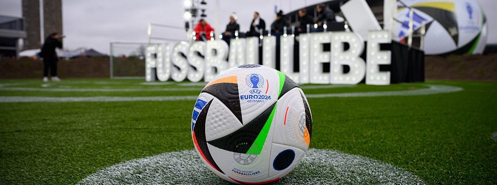 21 von 24 EM-Teilnehmern stehen fest. - © Bernd von Jutrczenka/dpa