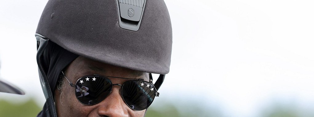 Rapper Snoop Dogg lie&szlig; sich bei Olympia auch beim Reiten blicken. - &copy; Rolf Vennenbernd/dpa